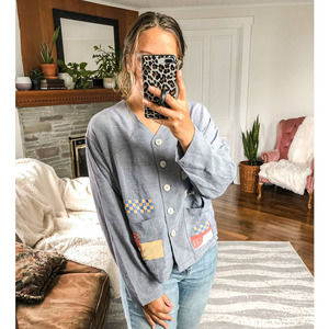 VINTAGE 90'S | Women's Small Blue Plaid Patchwork Artsy Abstract Button Down Top